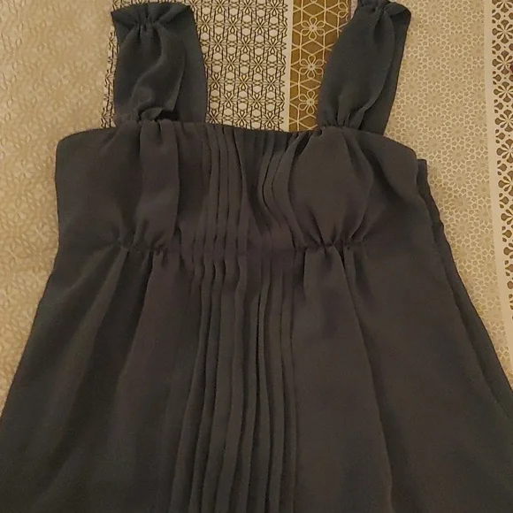 Top - Picture 1 of 1